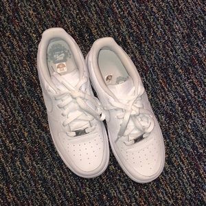 White Nike Air Force 1